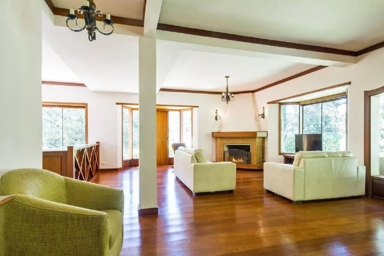 Casa Condominio - Jardim Veu Da Noiva Em Capivari Campos do Jordão 度假居